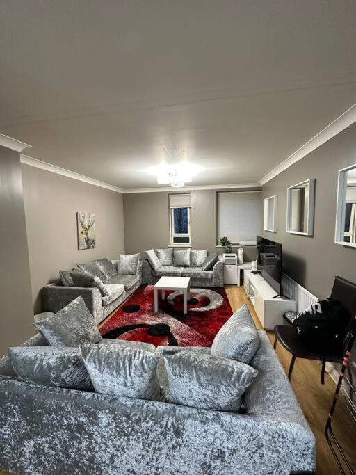 A 2 Standard Bedrooms Flat Λονδίνο Εξωτερικό φωτογραφία